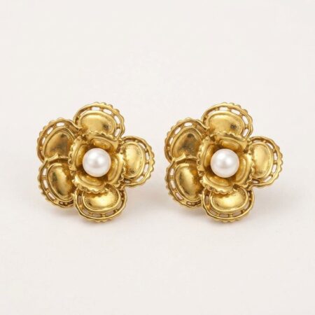 Flora Earrings - Ατσάλινα Σκουλαρίκια με Λουλούδι και Πέρλα