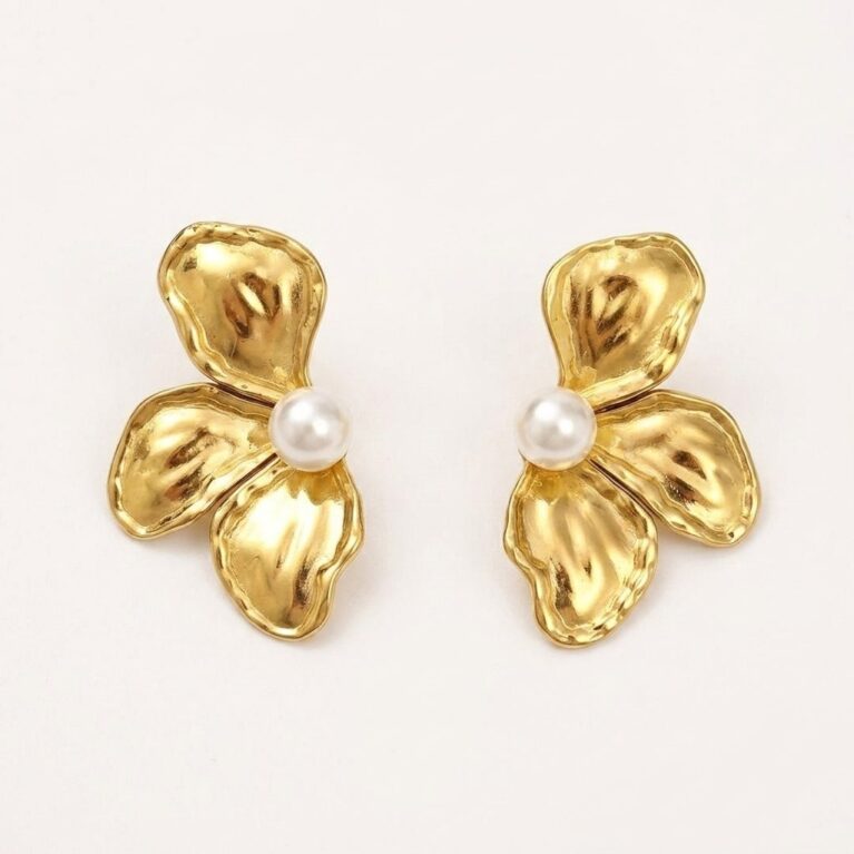 Floral Pearl Earrings - Ατσάλινα Σκουλαρίκια με Λουλούδι και Πέρλα