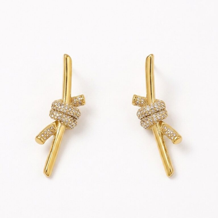 Knot Elegance Earrings - Ατσάλινα Σκουλαρίκια με Κόμπο