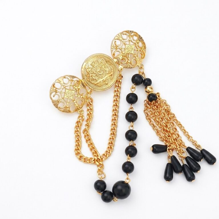 Aurelia Brooch - Χρυσή Καρφίτσα με Αλυσίδες και Μαύρες Χάντρες