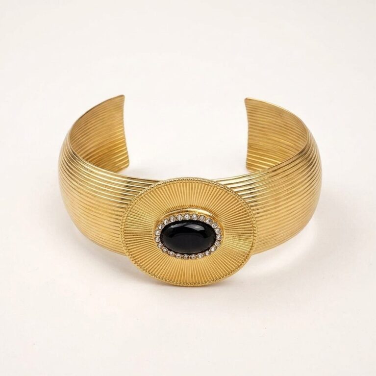 Aurelia Cuff Bracelet - Ατσάλινη Χειροπέδα με Πέτρα